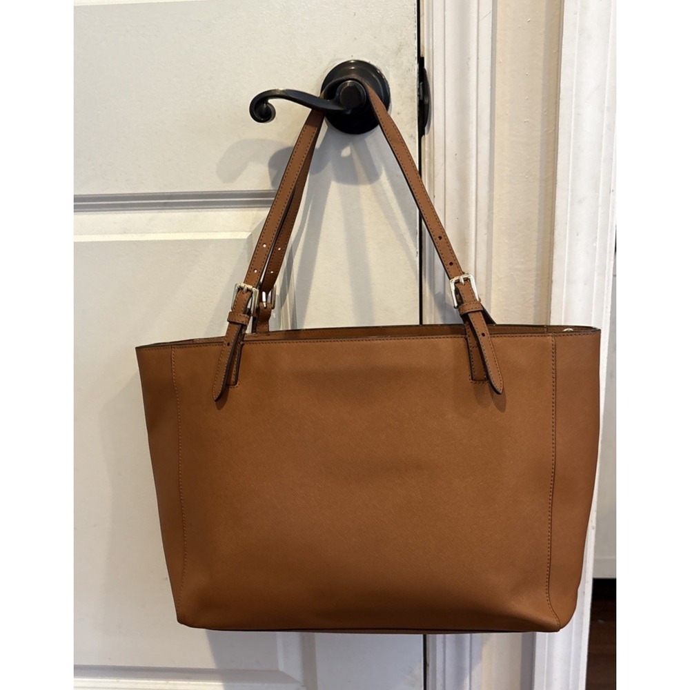 Tory Burch York Gold Buckle Saffiano Tan Leather Tote Brown Lg Carryall‎ HYS001 - Picture 2 of 16